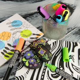 Royal Brush 6pc 2mm Neon Chalk Marker Set Royal Brush 6pc 2mm Neon Chalk Marker Set