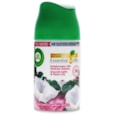 Air Wick Freshmatic Max Refill Satin Lily 250ml Air Wick Freshmatic Max Refill Satin Lily 250ml