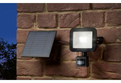 Smart Garden Pir Millennium Floodlight 1000l Smart Garden Pir Millennium Floodlight 1000l