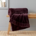Catherine Lansfield Velvet & Faux Fur Throw Plum 200cm Catherine Lansfield Velvet & Faux Fur Throw Plum 200cm