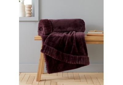 Catherine Lansfield Velvet & Faux Fur Throw Plum 200cm Catherine Lansfield Velvet & Faux Fur Throw Plum 200cm