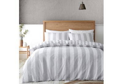Catherine Lansfield Cove Stripe Duvet Set Silver Single Catherine Lansfield Cove Stripe Duvet Set Silver Single