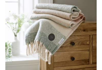 The Lyndon Company Rossendale Throw 170Cm Blush The Lyndon Company Rossendale Throw 170Cm Blush