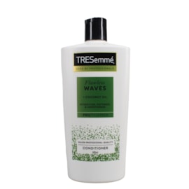Tresemme Flawless Waves Conditioner 685ml Tresemme Flawless Waves Conditioner 685ml